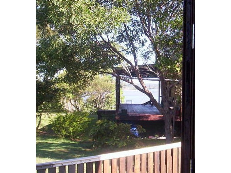 4 Emily Court, Macleay Island QLD 4184