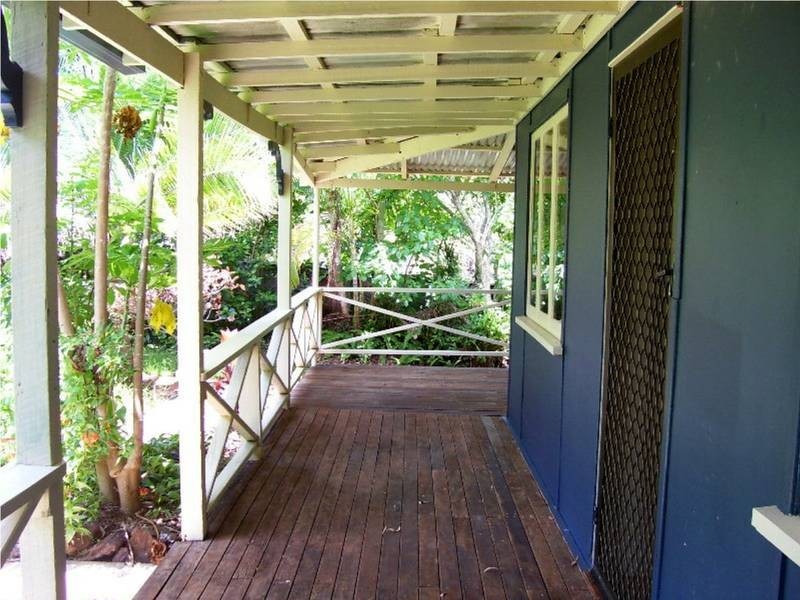 41 High Central Road, Macleay Island QLD 4184