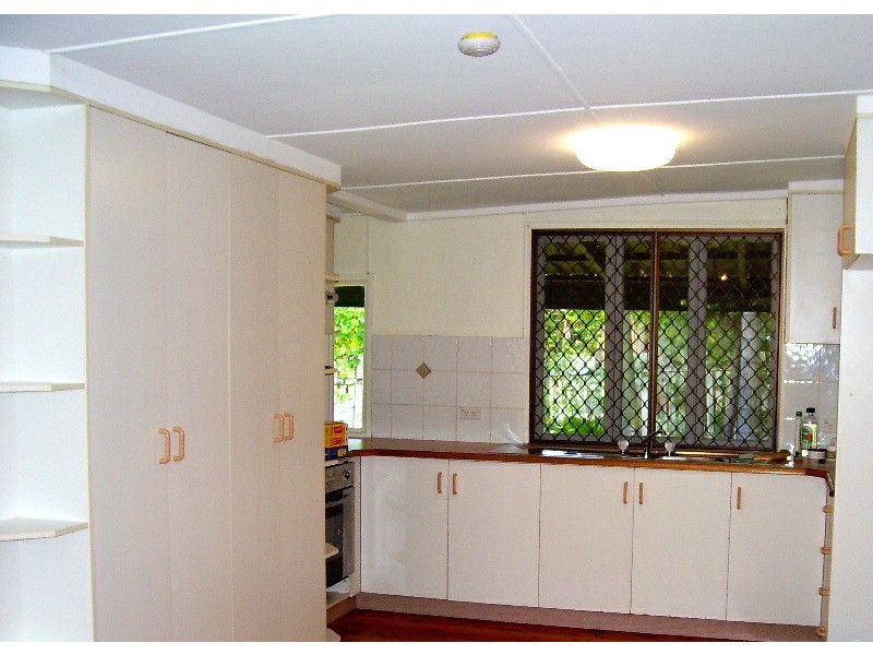 41 High Central Road, Macleay Island QLD 4184