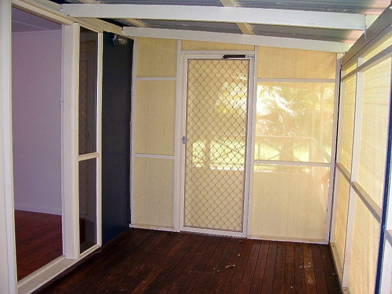 41 High Central Road, Macleay Island QLD 4184