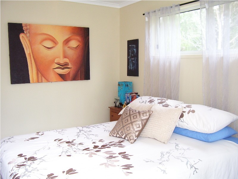 35 Francis Road, Macleay Island QLD 4184