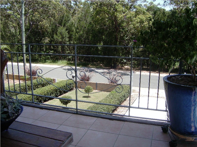 36 Francis Road, Macleay Island QLD 4184