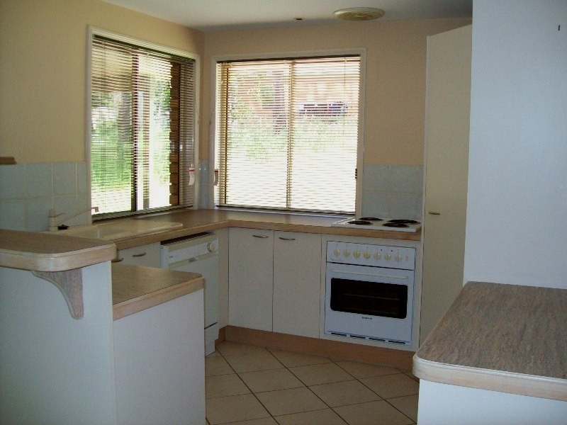40 Coondooroopa Drive, Macleay Island QLD 4184