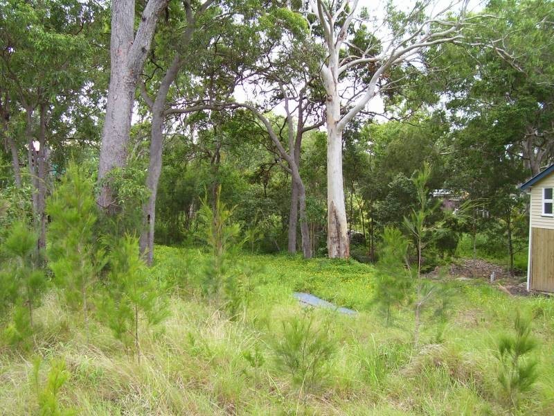 73 Eastbourne Terrace, Macleay Island QLD 4184