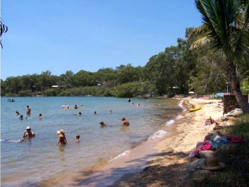 73 Eastbourne Terrace, Macleay Island QLD 4184