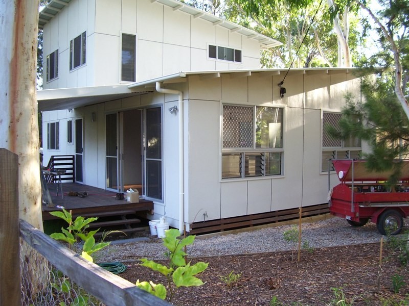 20 Tingara Street, Macleay Island QLD 4184