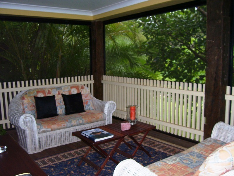 2 Emily Street, Macleay Island QLD 4184