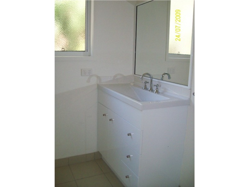30 Coondooroopa Drive, Macleay Island QLD 4184