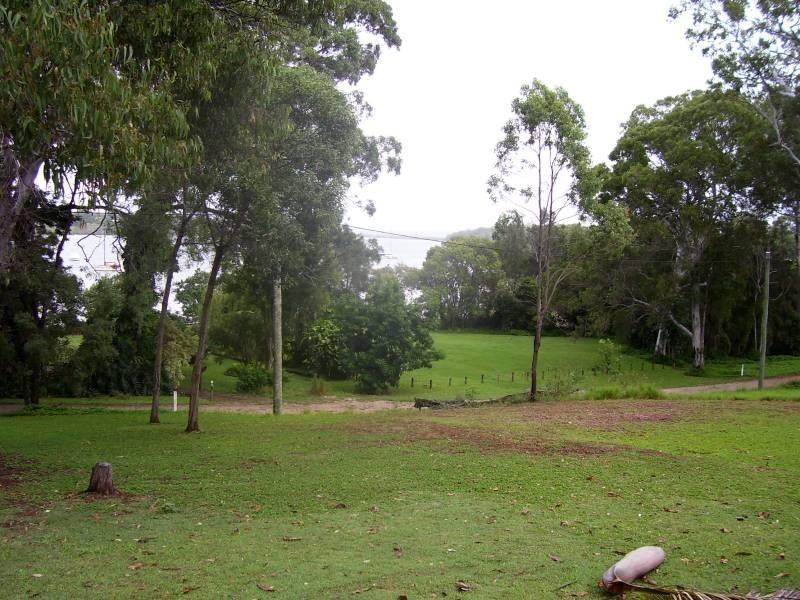 35 Tina Avenue, Lamb Island QLD 4184
