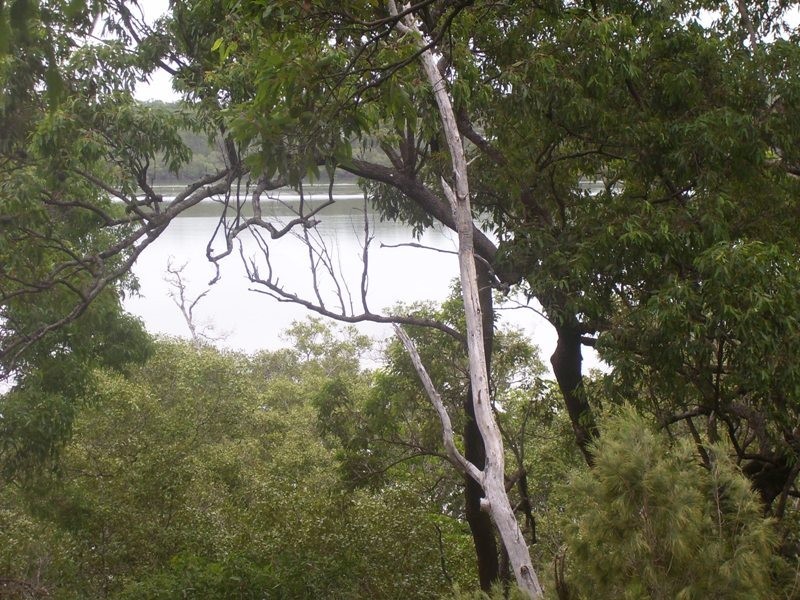 28 Calm Waters Cres., Macleay Island QLD 4184