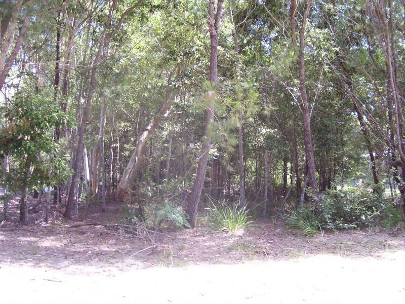 5 Dinjerra Street, Macleay Island QLD 4184