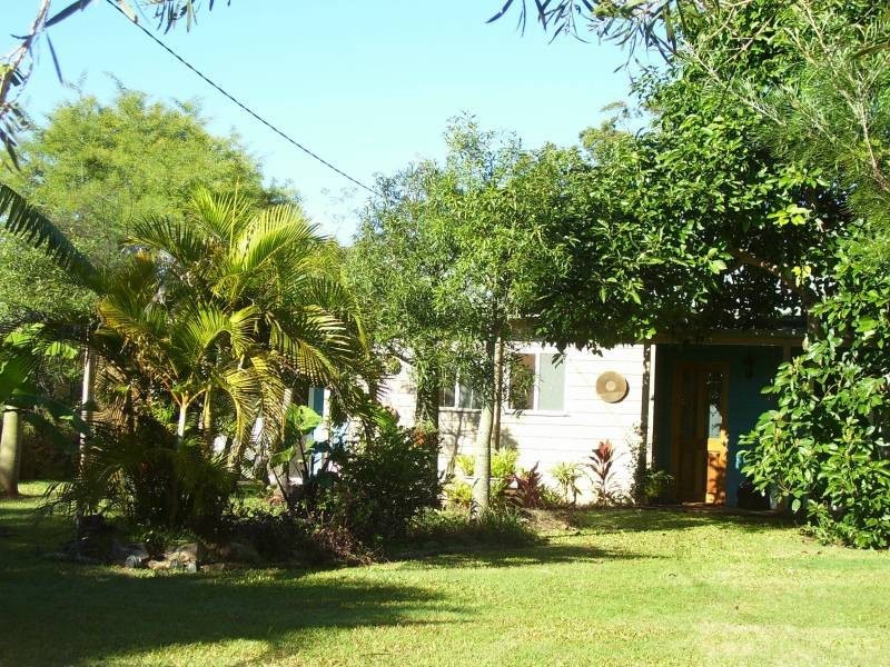 36 Noyes Parade, Karragarra Island QLD 4184