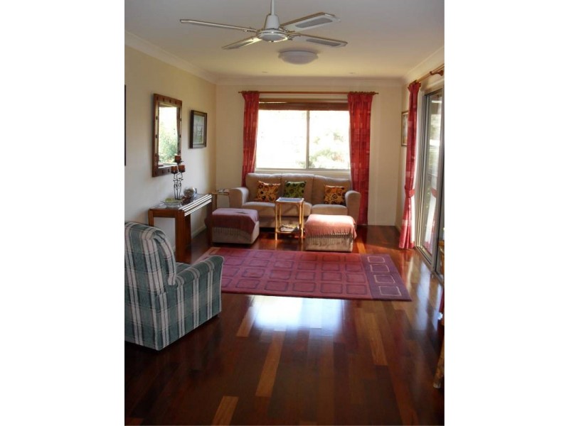 5 Arthur Street, Macleay Island QLD 4184