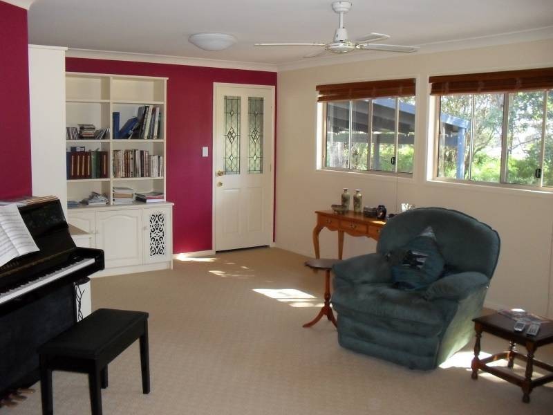 5 Arthur Street, Macleay Island QLD 4184