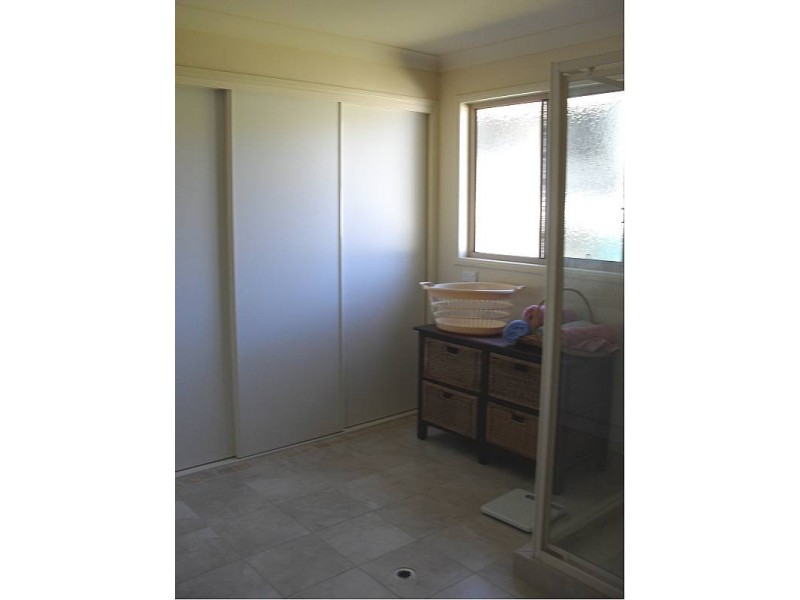 5 Arthur Street, Macleay Island QLD 4184