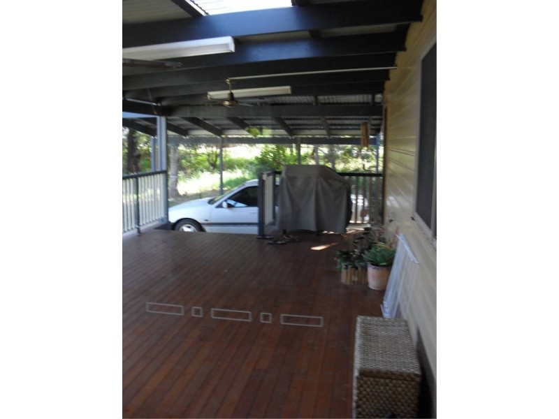 5 Arthur Street, Macleay Island QLD 4184