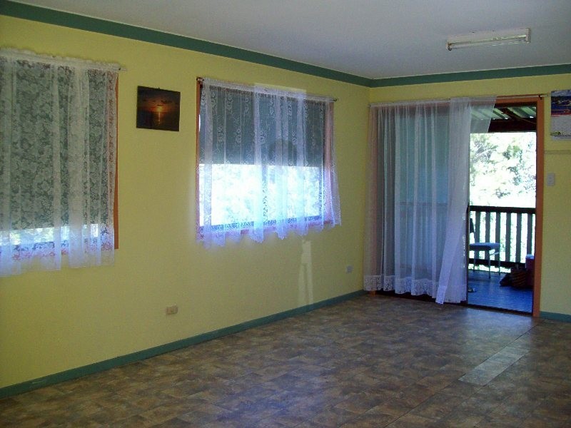 24 Hastings Terrace, Macleay Island QLD 4184