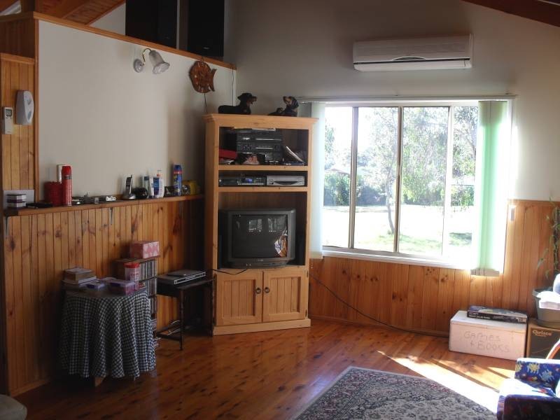 35 Scotts Road, Macleay Island QLD 4184