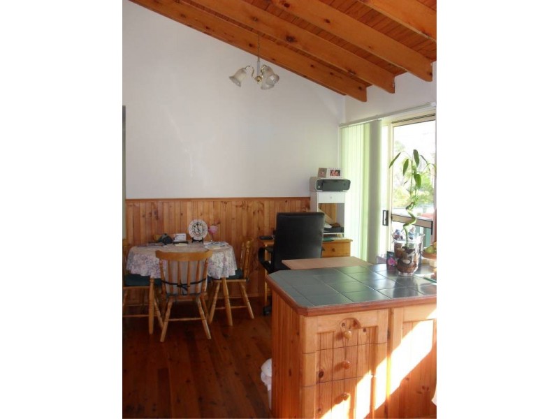 35 Scotts Road, Macleay Island QLD 4184