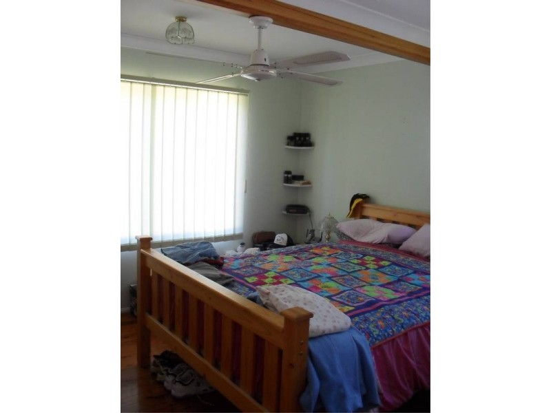 35 Scotts Road, Macleay Island QLD 4184
