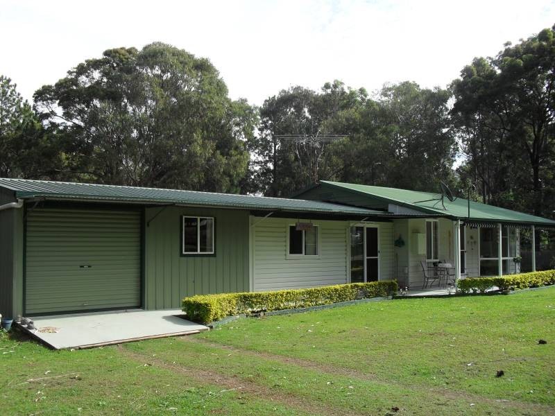 35-37 Nugent Street, Macleay Island QLD 4184