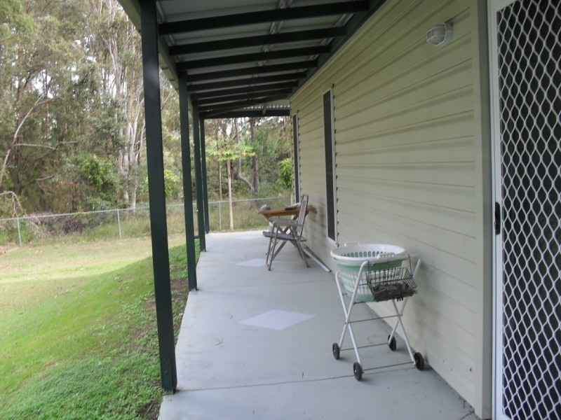 35-37 Nugent Street, Macleay Island QLD 4184