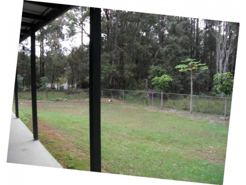 35-37 Nugent Street, Macleay Island QLD 4184