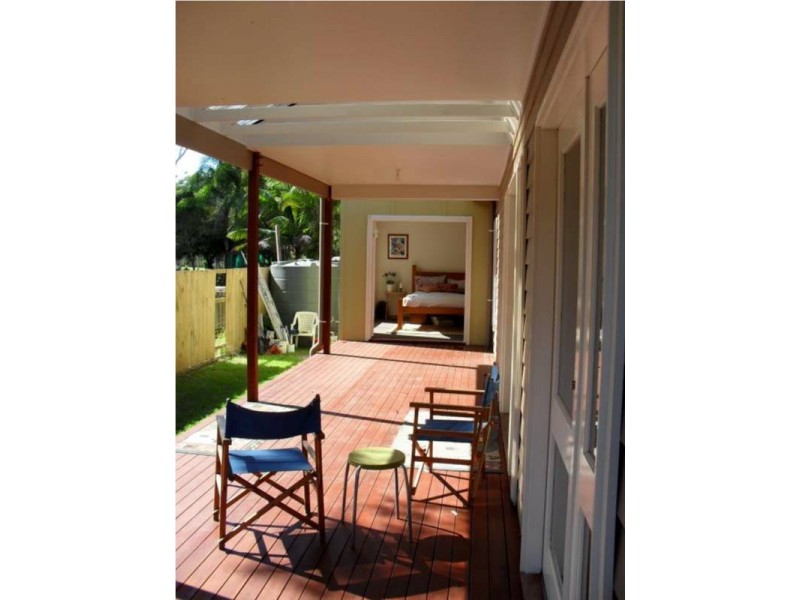 3 Parakeet Street, Macleay Island QLD 4184