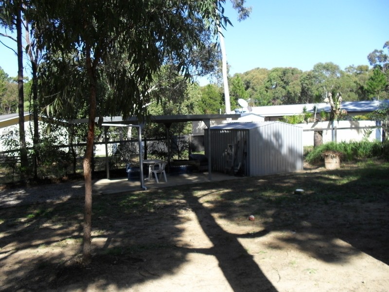 2 Parakeet Street, Macleay Island QLD 4184