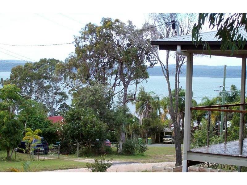 30 Tukkeri Street, Macleay Island QLD 4184