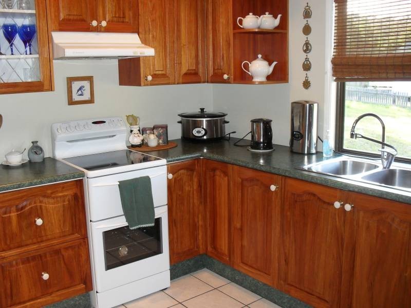 19 Benowa Street, Macleay Island QLD 4184