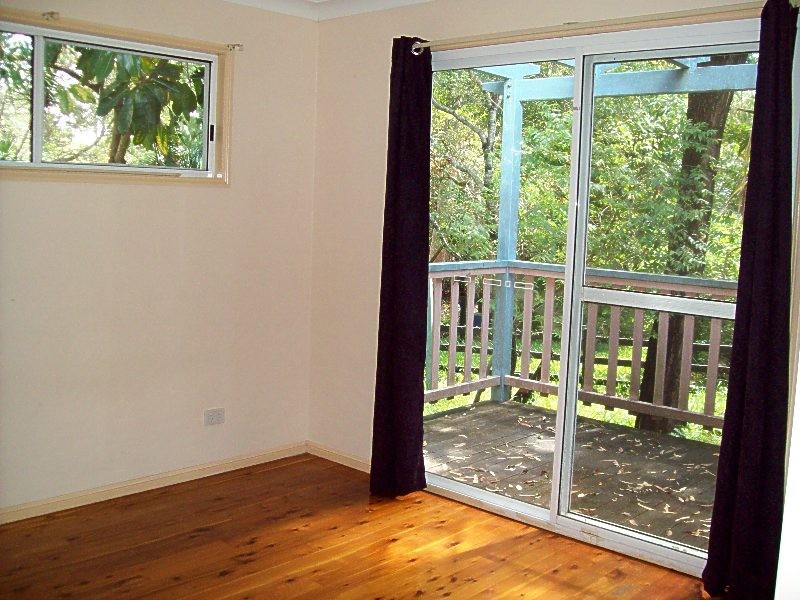 18-20 Hamilton Parade, Macleay Island QLD 4184