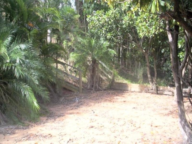 106 Western Road, Macleay Island QLD 4184