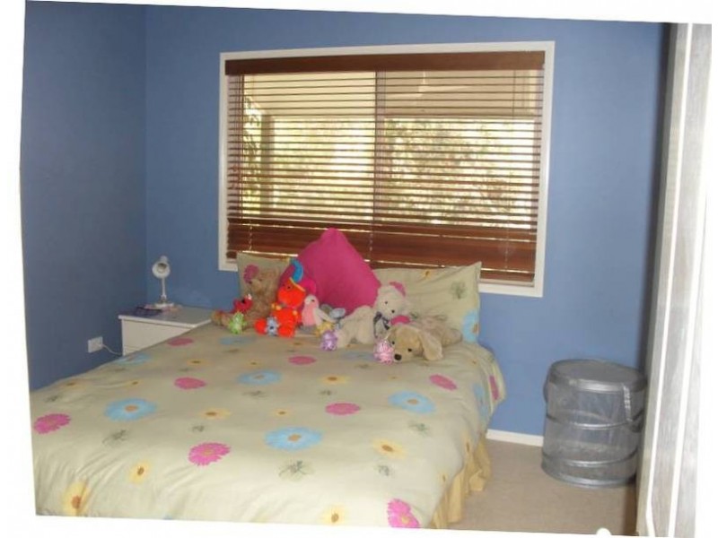 2 President Terrace, Macleay Island QLD 4184