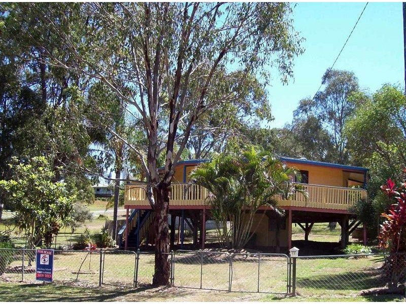 11 Mawarra Street, Macleay Island QLD 4184