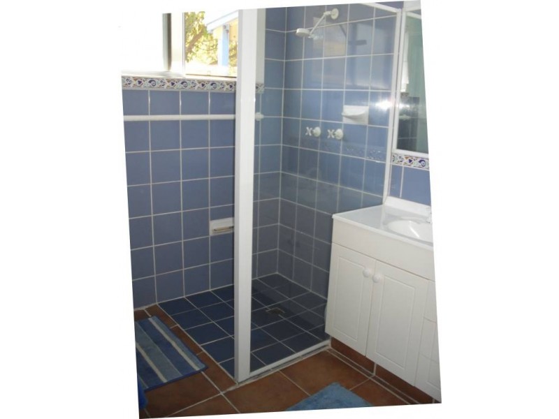 2 Quail Place, Macleay Island QLD 4184