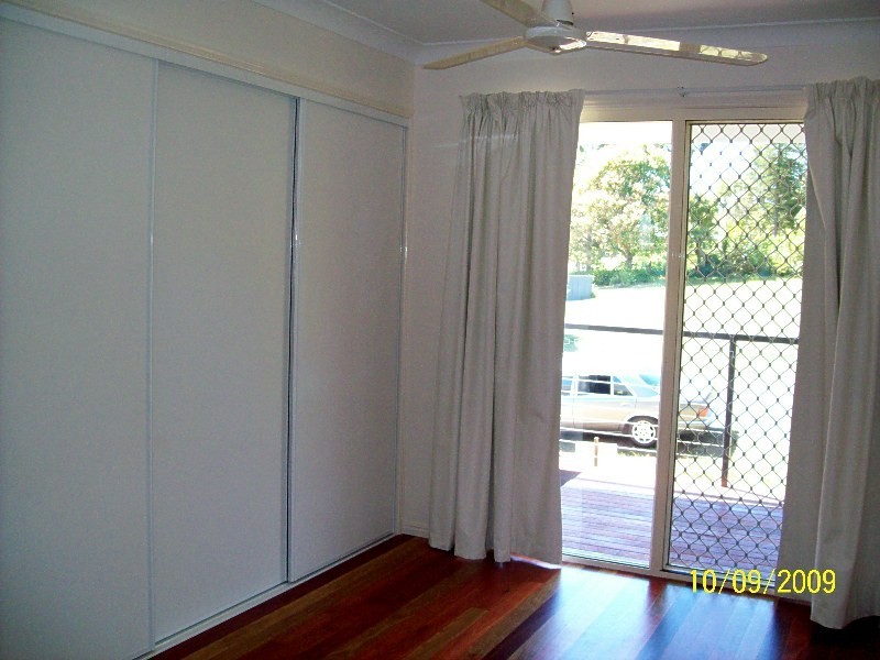 29 Curlew Street, Macleay Island QLD 4184