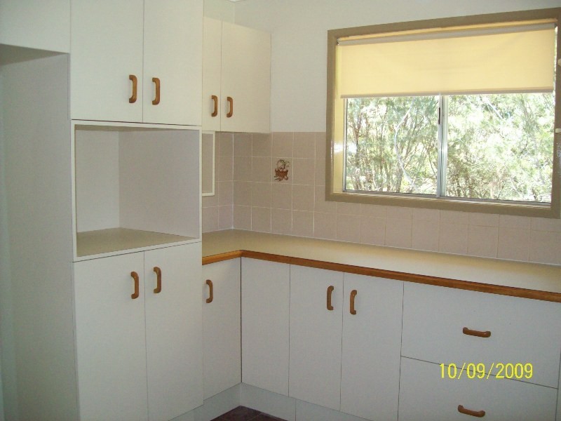 21 Hastings Terrace, Macleay Island QLD 4184