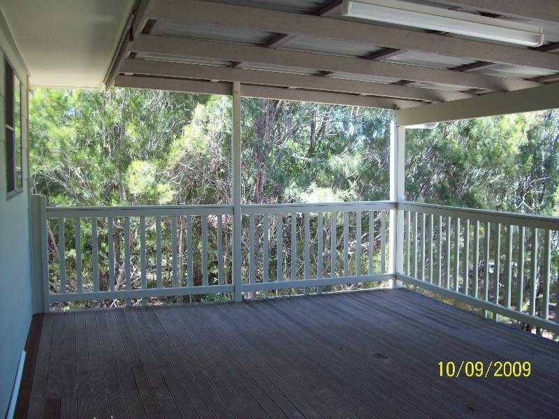 21 Hastings Terrace, Macleay Island QLD 4184