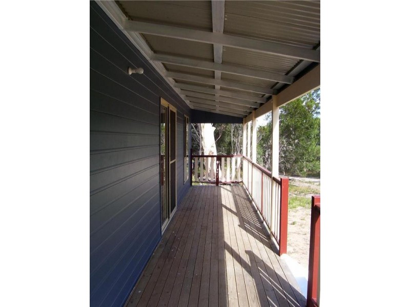 15 Wirralee Street, Macleay Island QLD 4184