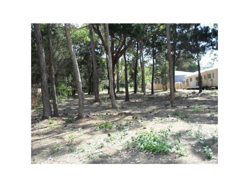 193 High Central Road, Macleay Island QLD 4184