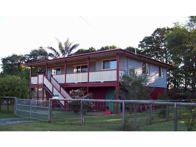 31 Lonicera Street, Macleay Island QLD 4184