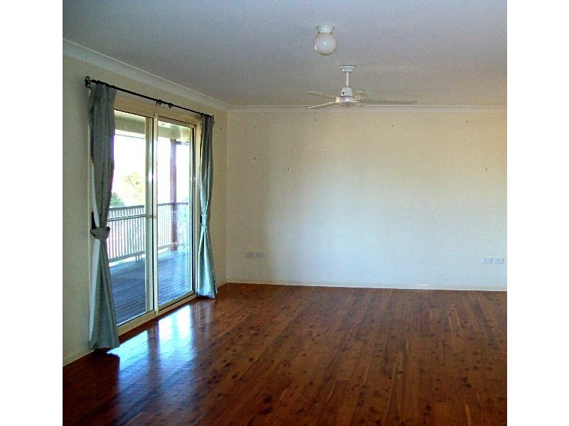 31 Lonicera Street, Macleay Island QLD 4184