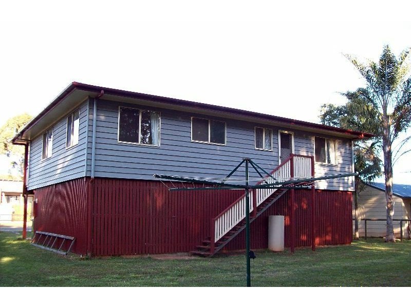 31 Lonicera Street, Macleay Island QLD 4184