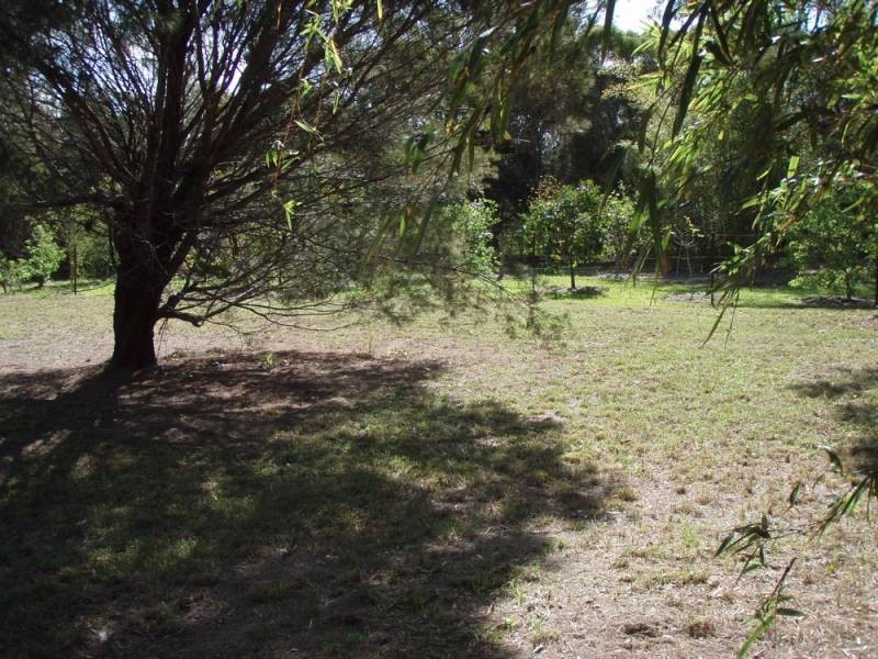 3 Rainbow Street, Macleay Island QLD 4184
