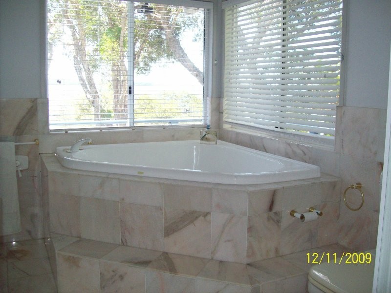 52 Attunga Street, Macleay Island QLD 4184