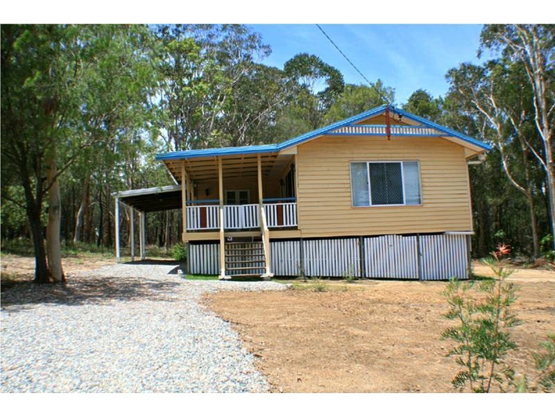 4 Barramundi Street, Macleay Island QLD 4184