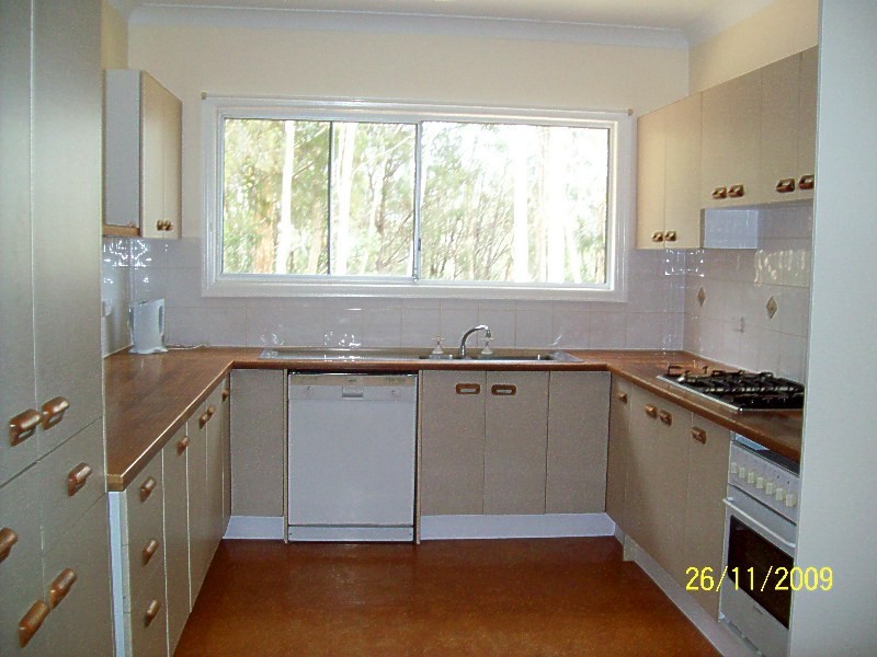 4 Barramundi Street, Macleay Island QLD 4184