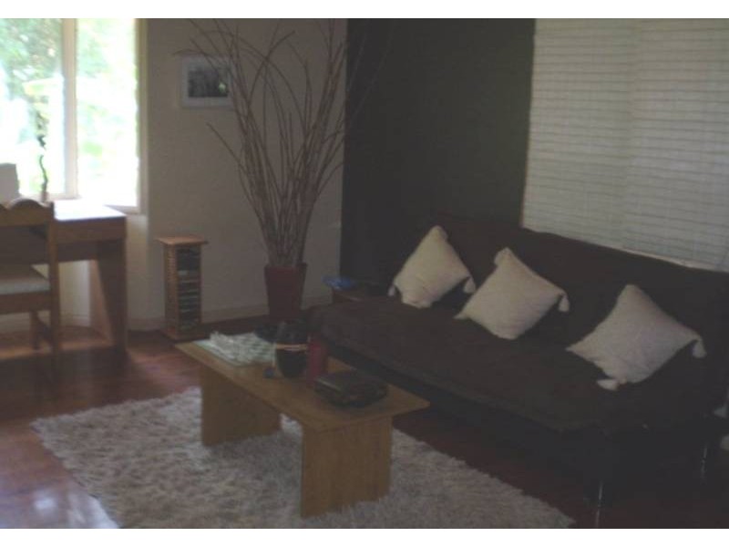 6-10 Con Street, Macleay Island QLD 4184