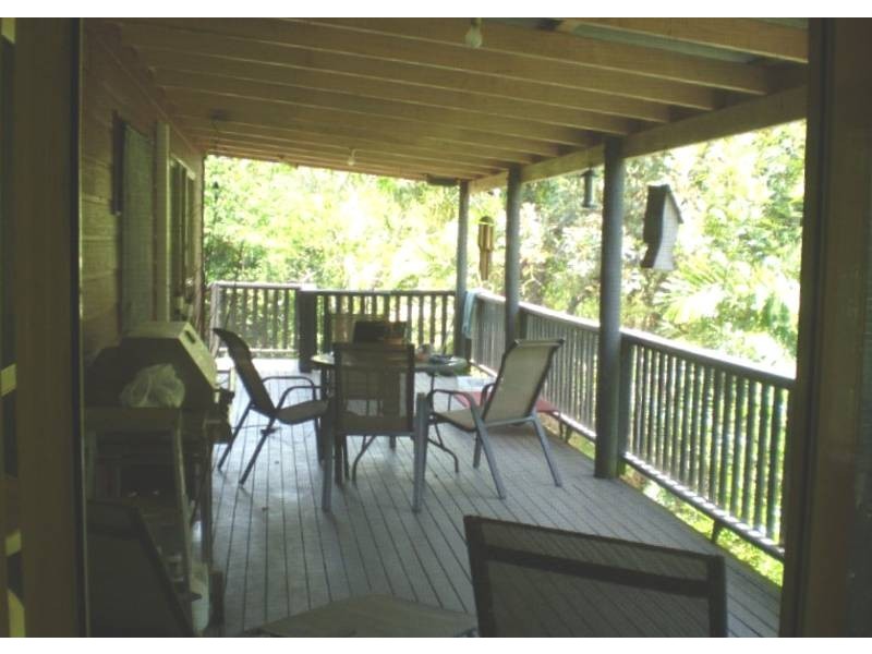 6-10 Con Street, Macleay Island QLD 4184